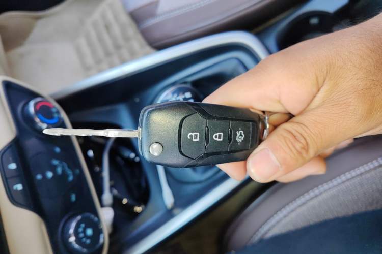 Used Ford Escort 2015 1.5L Manual Comfort Model
