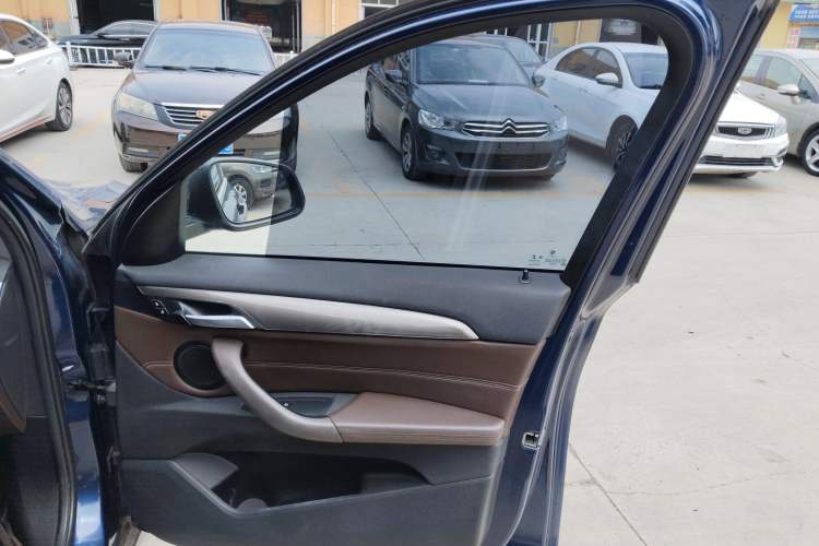 Used BMW X1 2016 sDrive20Li Luxury Model