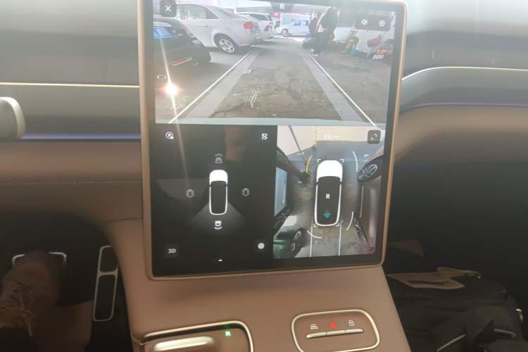 Used Nio ES8 2023 75 kWh Executive Edition
