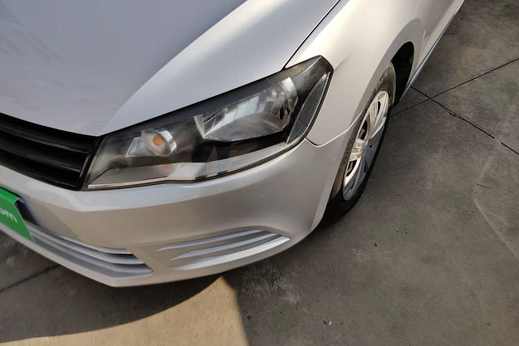 Used Volkswagen Jetta 2015 1.6L Automatic Fashion Model
