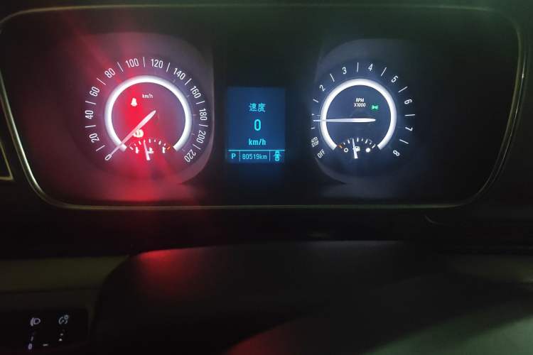 Used Buick GL8 2018 28T Luxury Model China VI Standard