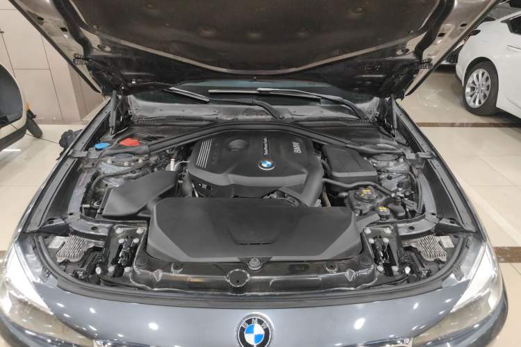 Used BMW 3 Series GT 2018 320i Sport Edition
