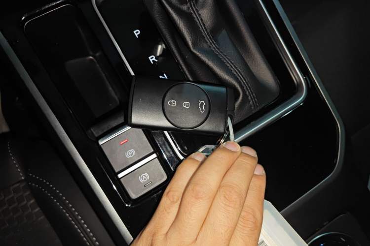 Used Chery Tiggo 5x 2024 1.5L CVT New Edition
