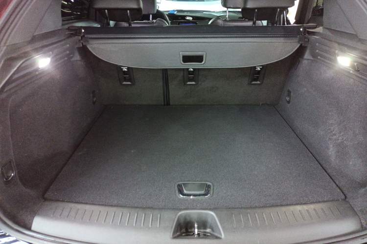 Used Cadillac XT4 2021 28T Two-Wheel Drive Tech Edition