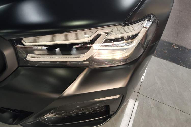 Used BMW 5 Series New Energy 2022 Second Facelift 535Le M Sport Package
