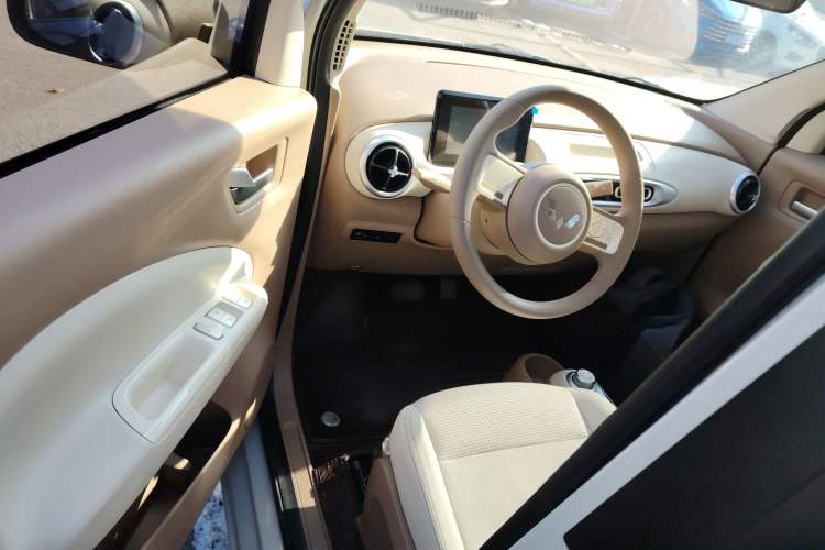 Used Wuling Hongguang MINIEV 2025 Four-Door Version Advanced Edition