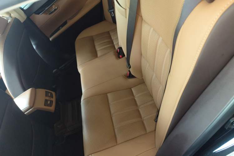 Used Lexus ES 2016 200 Midnight Special Limited Edition
