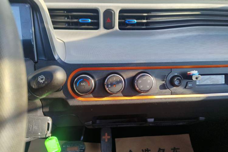 Used Wuling Hongguang MINIEV 2020 Zizai Version Lithium-NMC
