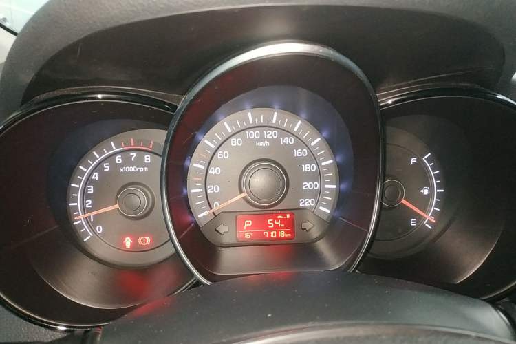 Used Kia K2 2015 Sedan 1.4L Automatic GLS
