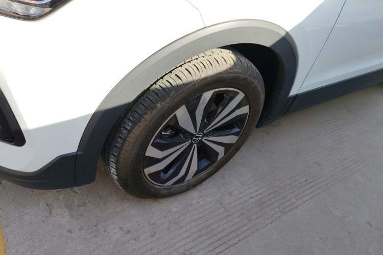 Used Volkswagen Tharu 2025 New Sharp 1.5L Sharp Edition