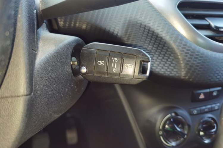 Used Peugeot 2008 2014 1.6L Manual Trend Edition