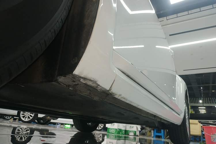 Used Volkswagen Beetle 2015 180TSI model
