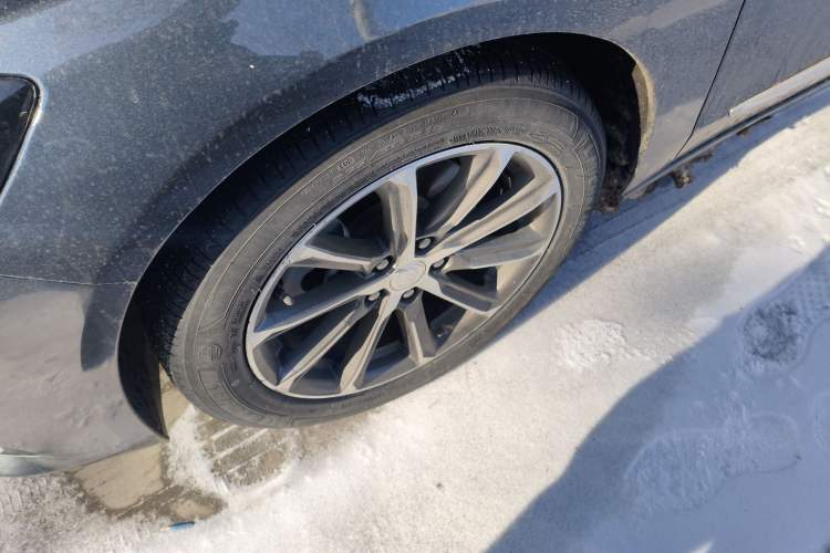 Used Buick LaCrosse 2019 28T Luxury Model