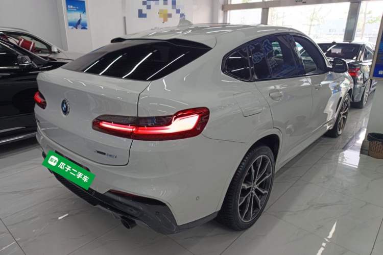 Used BMW X4 2021 xDrive 25i M Sport Night Edition package
