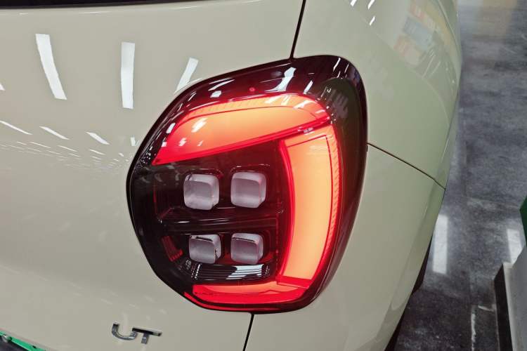 Used AION UT 2025 420 Prestige Edition
