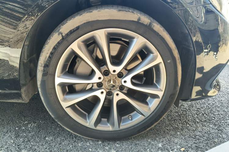 Used Mercedes-Benz E-Class 2019 Restyled E 300 L Luxury Edition