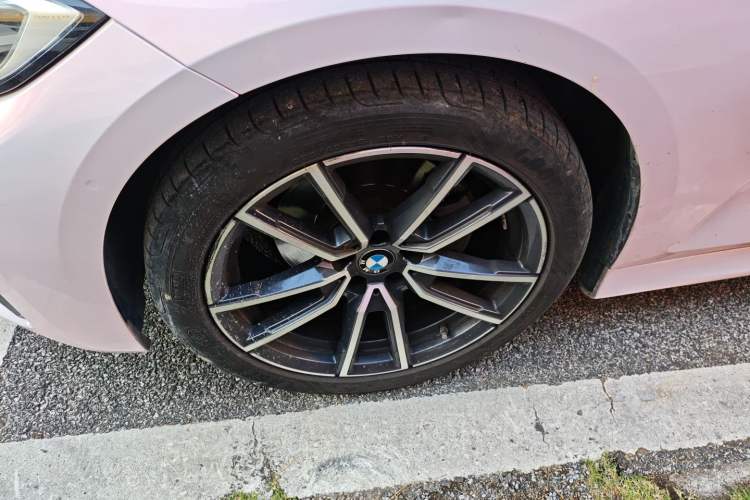 Used BMW 3 Series 2021 Second Facelift 325Li M Sport Package
