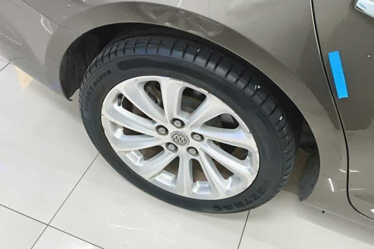 Used Buick LaCrosse 2013 2.0T SIDI Smart Luxury Flagship Edition
