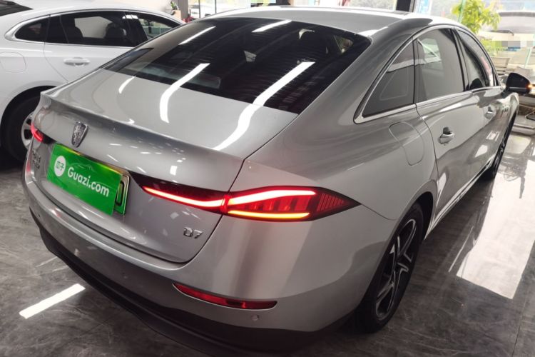 Used Roewe D7 2023 DMH 125km Flagship Edition
