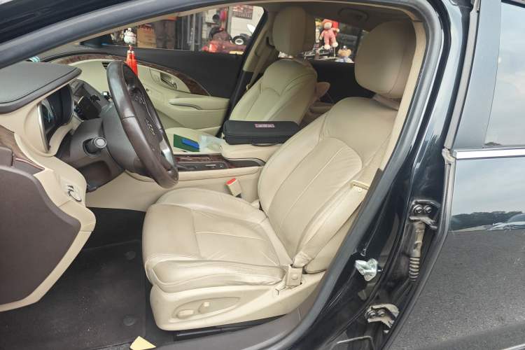 Used Buick LaCrosse 2013 2.4L SIDI Leading Comfort Version
