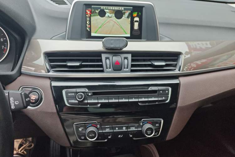 Used BMW X1 2016 sDrive20Li Luxury Model
