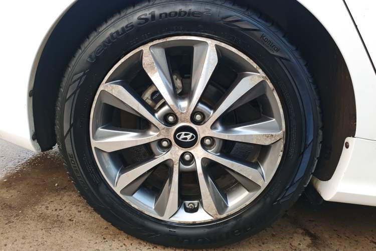 Used Hyundai Sonata 2013 2.0L Automatic Luxury Edition
