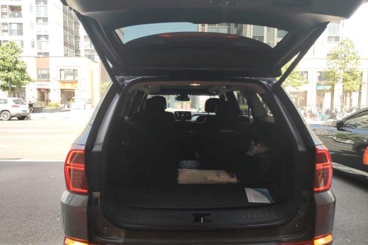 Used Hyundai Santa Fe 2019 380 TGDi DLX Automatic Two-Wheel Drive Prestige Plus Version China VI Standard
