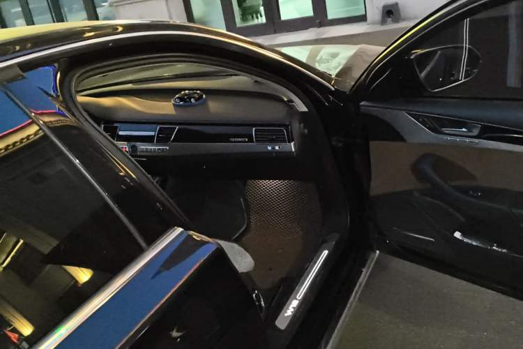 Used Audi A8 2012 A8L 6.3 FSI W12 quattro
