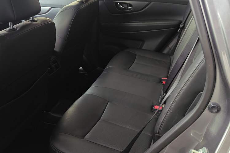 Used Nissan X-Trail 2014 2.0L CVT Comfort Edition 2WD
