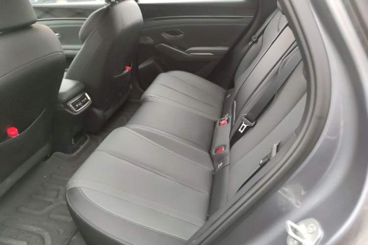 Used BYD Qin L 2025 DM-i Smart Drive 120KM Superior Model
