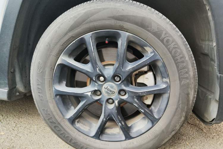 Used  Cherokee 2016 2.0L Superior Edition
