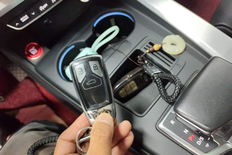 Used Audi A4L 2022 40 TFSI Fashion Dynamic Model
