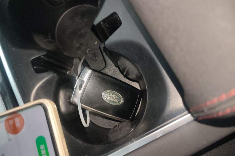 Used Land Rover Discovery Sport 2020 249 PS R-Dynamic Performance Edition
