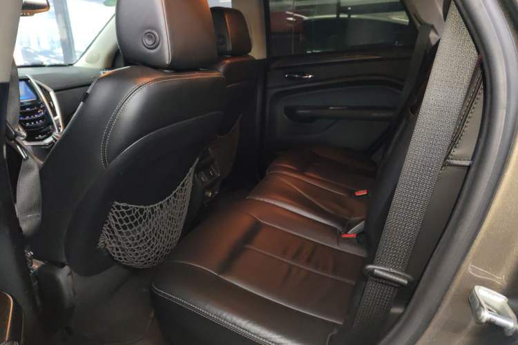 Used Cadillac SRX 2015 3.0L Comfort Version
