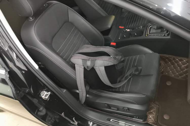 Used Volkswagen Magotan 2020 330TSI DSG Luxury Edition
