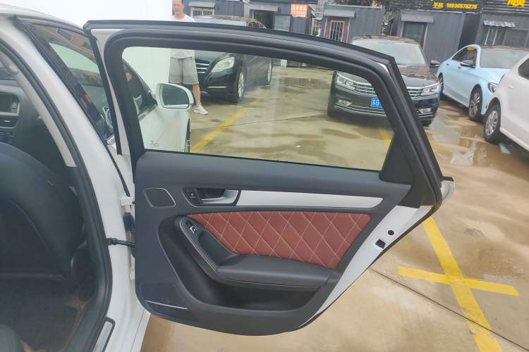 Used Audi A4L 2015 35 TFSI Automatic Standard Model
