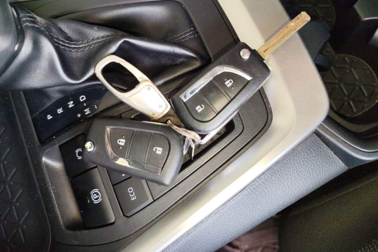 Used Toyota RAV4 2023 2.0L CVT Two-Wheel Drive Urban Edition
