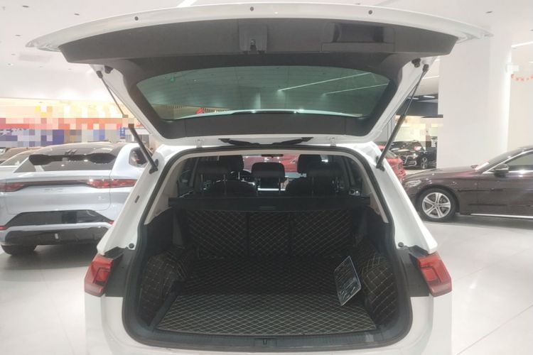 Used Volkswagen Tiguan L 2023 330TSI Automatic Two-Wheel Drive Comfort Edition
