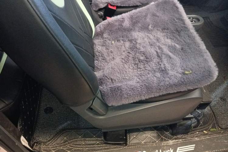 Used Wuling Hongguang MINIEV 2021 Macaron Premium Model – Lithium Iron Phosphate