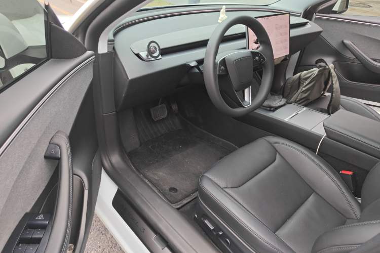 Used Tesla Model 3 2025 Model Long-Range Rear-Wheel-Drive Version
