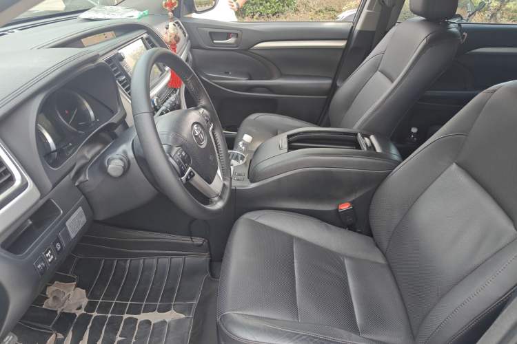 Used Toyota Highlander 2015 2.0T Four-Wheel Drive Luxury Edition 7-Seater
