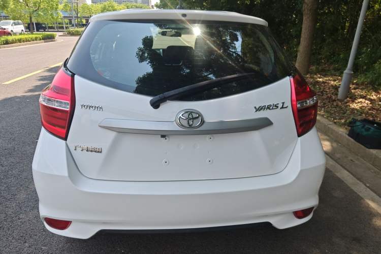 Used Toyota YARiS L 2016 Revised 1.5E CVT Charming Edition
