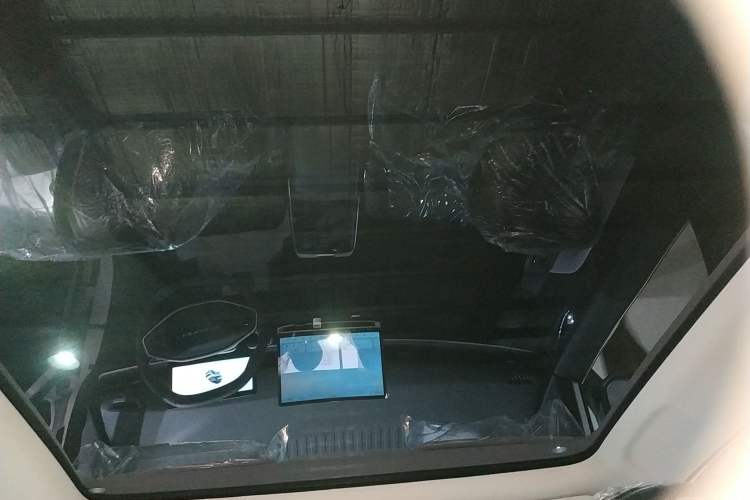 Used Venucia VX6 2024 520 Travel Edition
