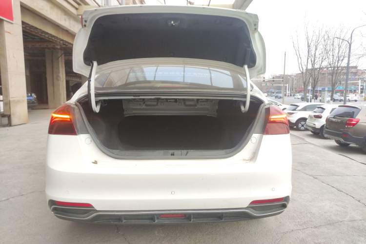 Used Geely Auto Emgrand 2020 1.5L CVT Upward Version
