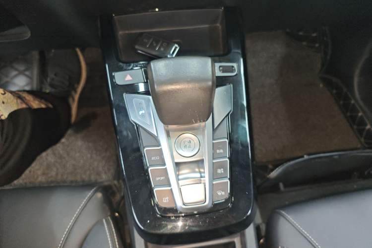 Used BYD Yuan New Energy 2019 EV535 Smart Connect Elite Model
