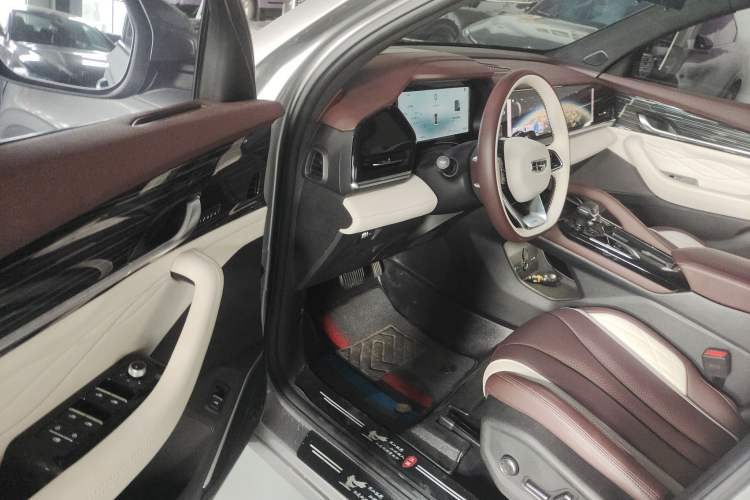 Used Geely Auto Monjaro L 2024 2.0TD High-Power Automatic Two-Wheel Drive Yunqi Version
