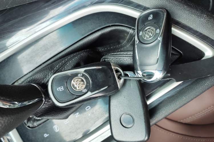 Used Buick GL6 2018 18T 6-Seater Prestige Model
