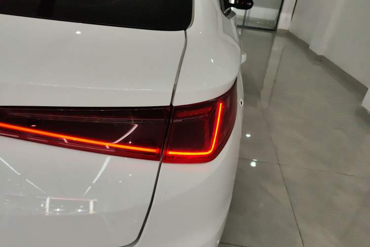 Used BYD e2 2019 Standard Range Model – Smart & Comfortable Version