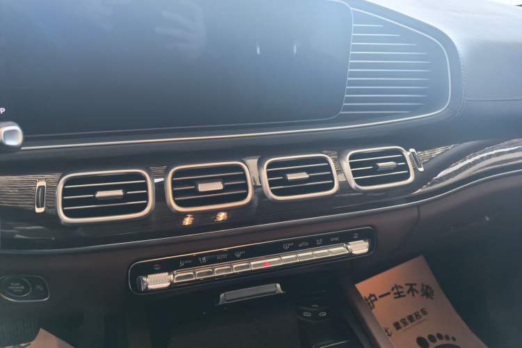 Used Mercedes-Benz GLE 2024 Refreshed GLE 350 4MATIC Stylish Edition
