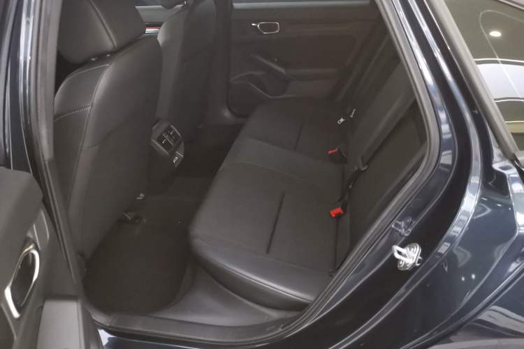 Used Honda Civic 2022 240TURBO CVT Dynamic Edition
